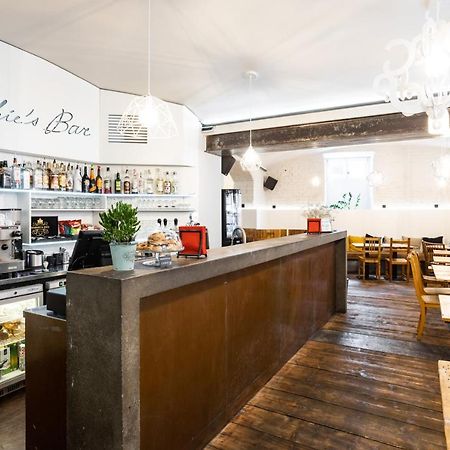 Sophie'S Hostel Prague Ngoại thất bức ảnh