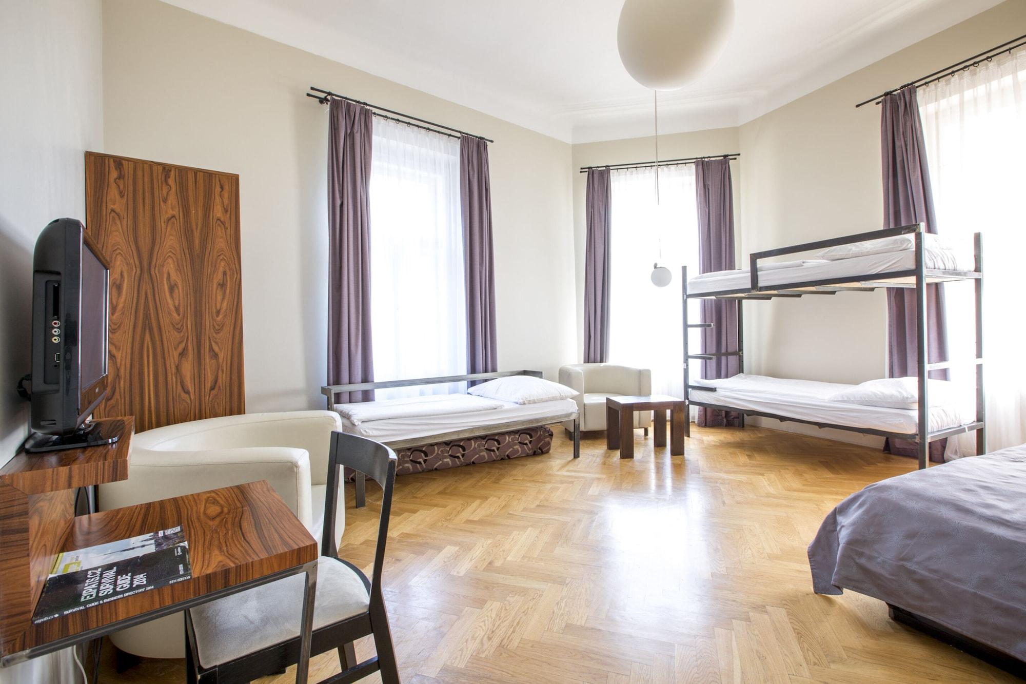 Sophie'S Hostel Prague Ngoại thất bức ảnh