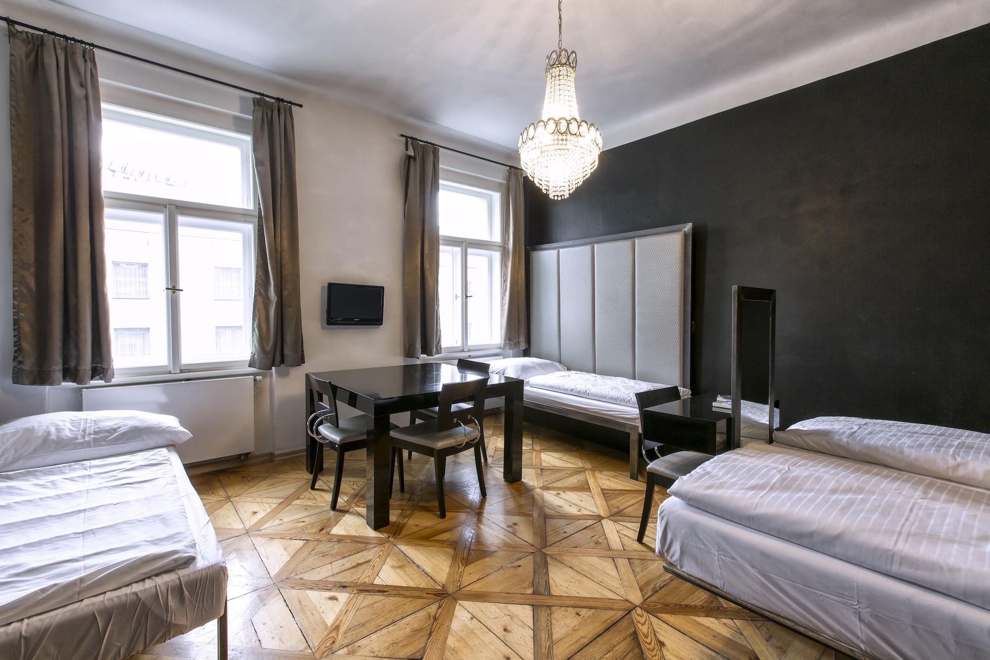 Sophie'S Hostel Prague Ngoại thất bức ảnh