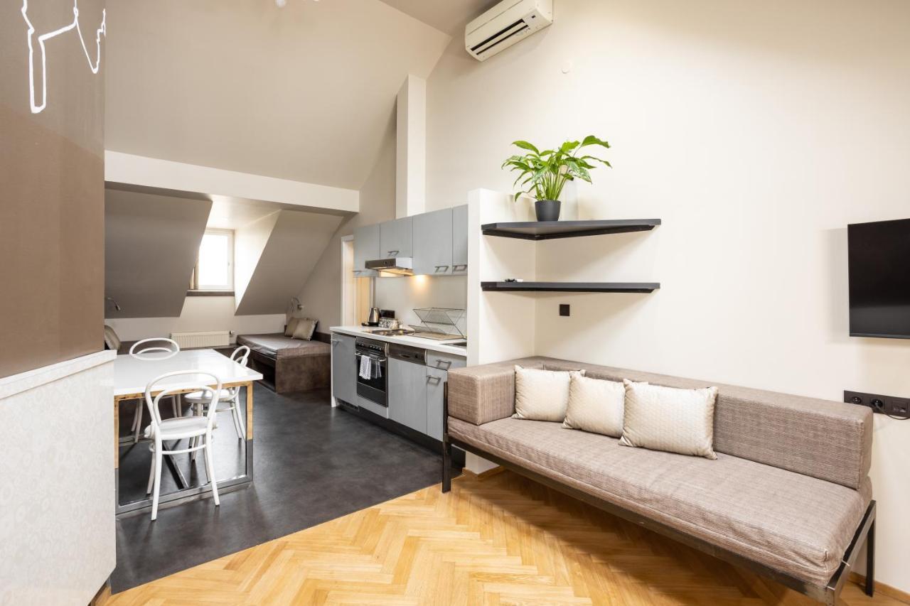 Sophie'S Hostel Prague Ngoại thất bức ảnh